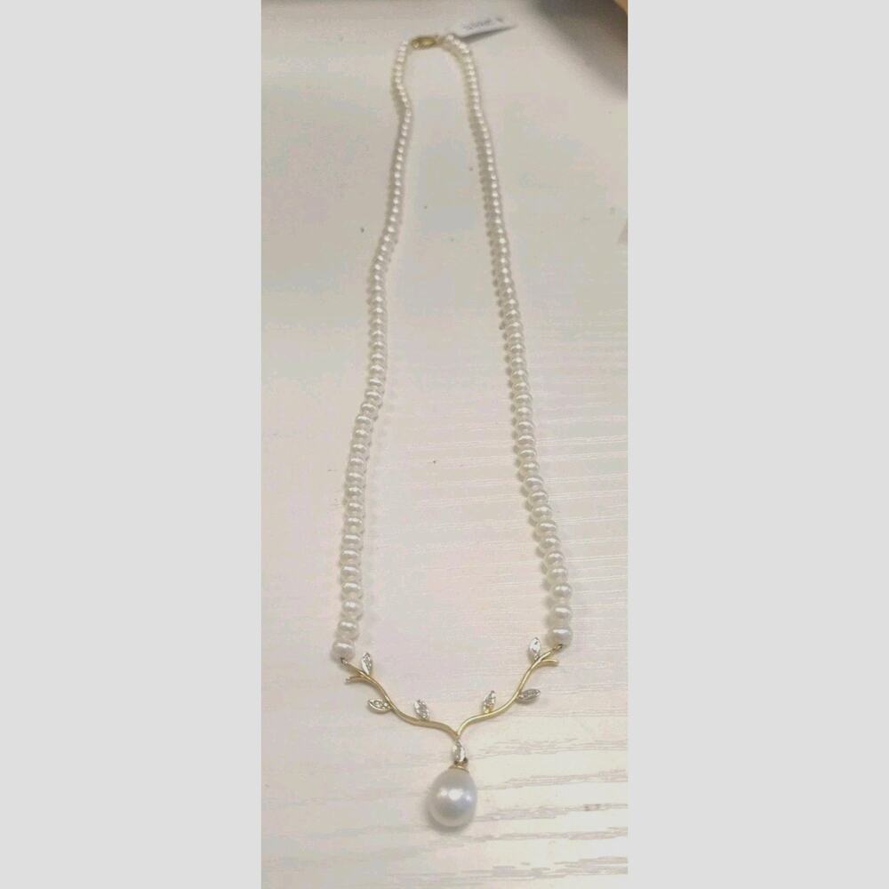 14Kt Yellow Gold Leaf Montif 9m Pearl Drop 4mm Pearl Necklace 18" HK 14kt Clasp